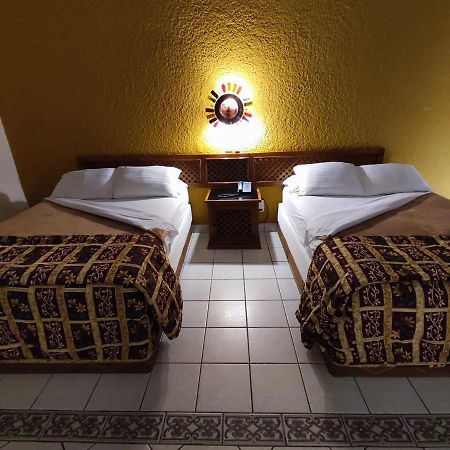 Hotel Mision Santa Maria San Quintin Esterno foto