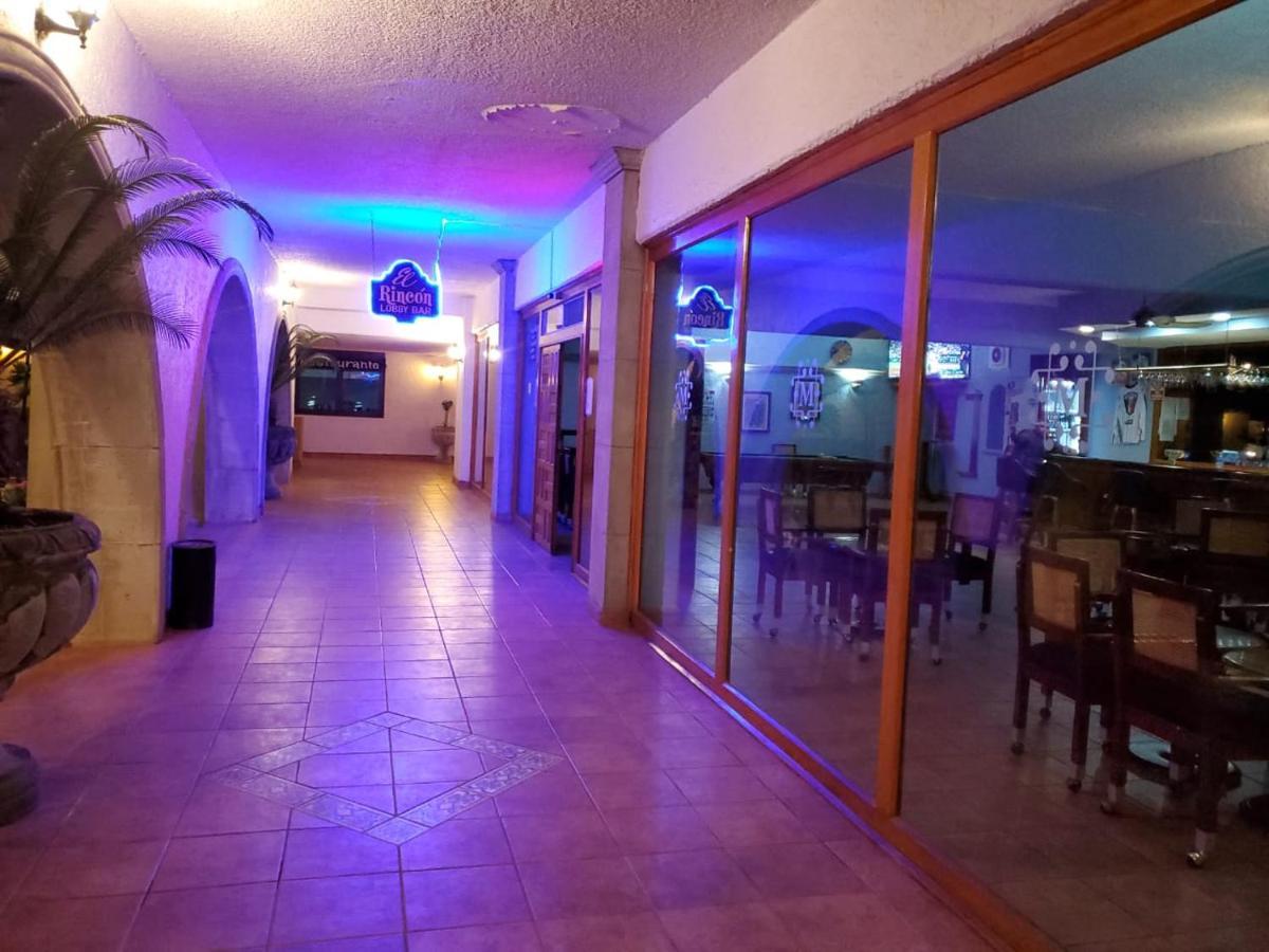 Hotel Mision Santa Maria San Quintin Esterno foto