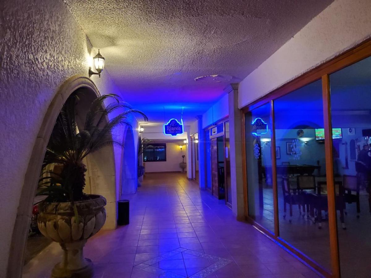 Hotel Mision Santa Maria San Quintin Esterno foto